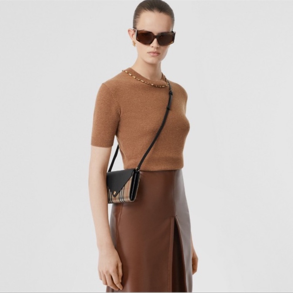 Burberry Vintage Check and Leather wallet with Detachable strap - Picture 16 of 16